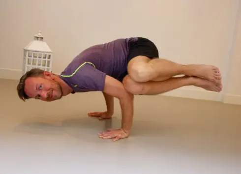 Learn to Handstand